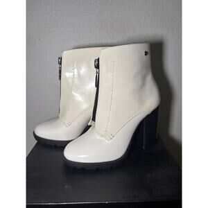 White High-Heeled Boots with Front Zipper - size 7